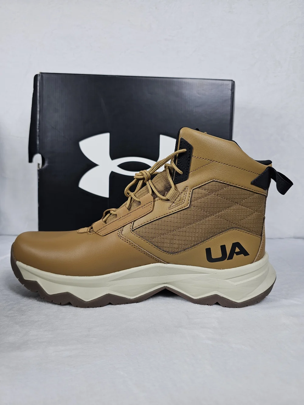 Under Armour Men's 11 UA Stellar G2 6